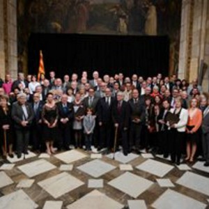 La Generalitat distingeix tres establiments comercials centenaris associats
